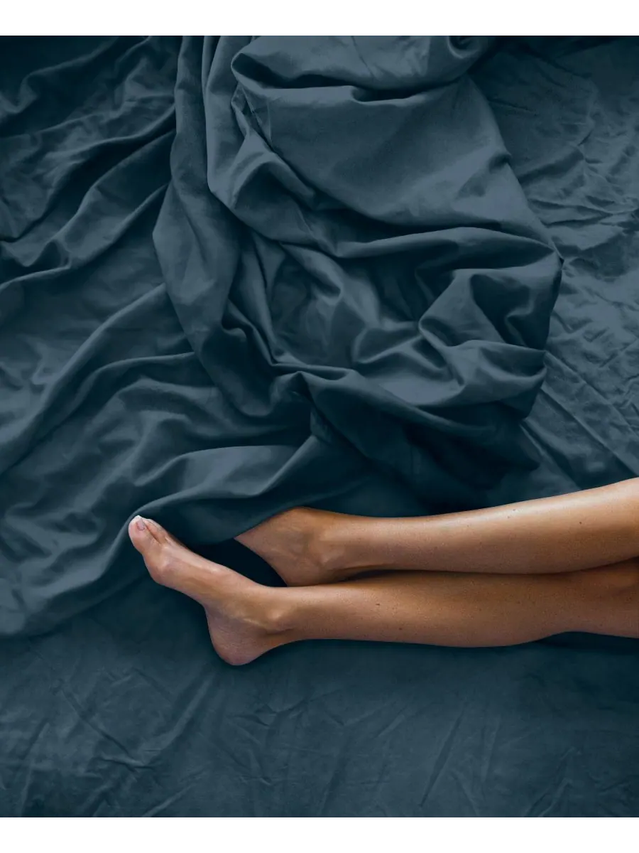Комплект постельного белья Tencel Soft & Smooth, 6 предметов, размер Full Pillow Guy — изображение 3 из 3, синий