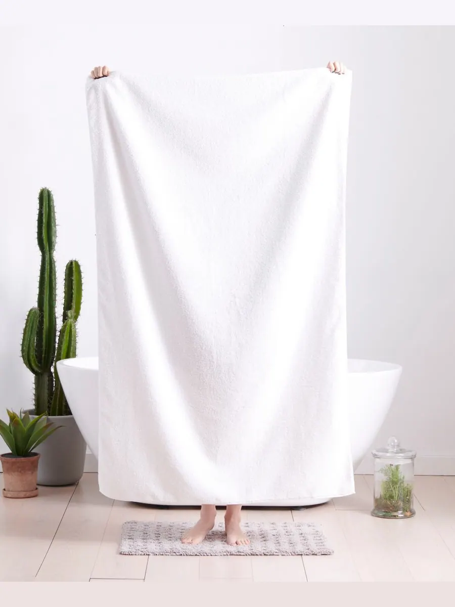 Банное полотенце Zero Twist, 39" x 63" Uchino — изображение 3 из 4, белый