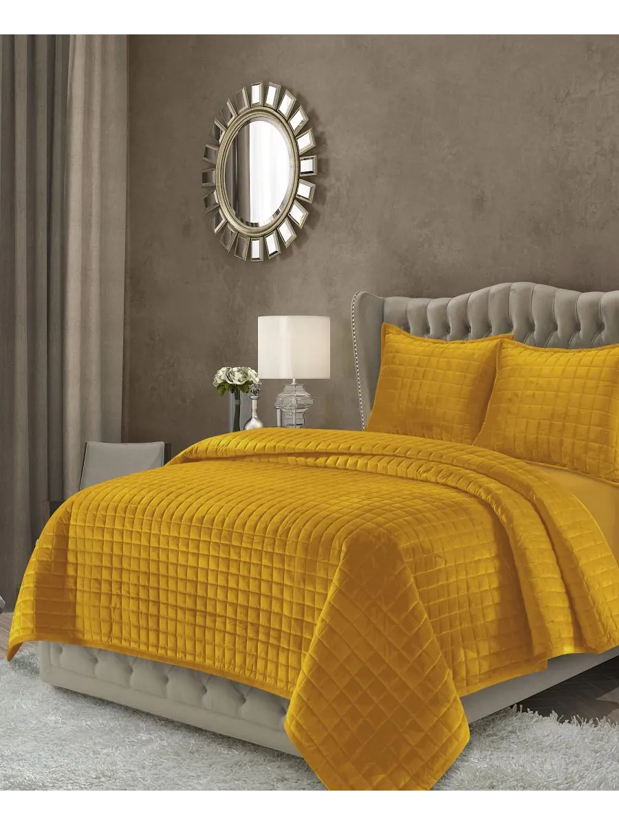 Комплект постельного белья Florence Velvet Solid Oversized Quilt Set, Twin Tribeca Living — изображение 1 из 4, золото