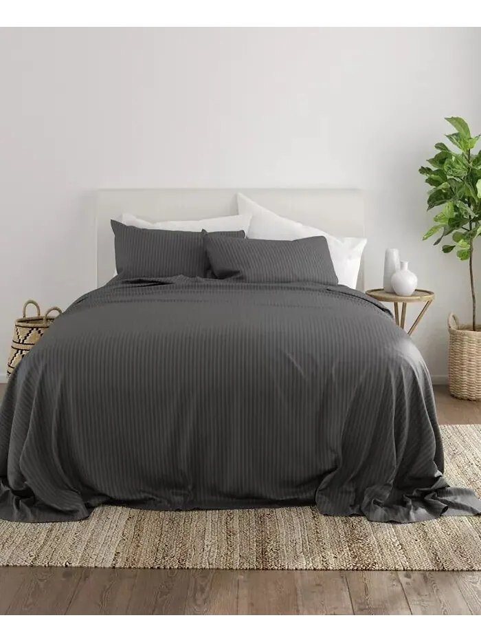 Наборы постельного белья в полоску из 4 предметов с тиснением The Home Collection ienjoy Home — изображение 11 из 11, серый