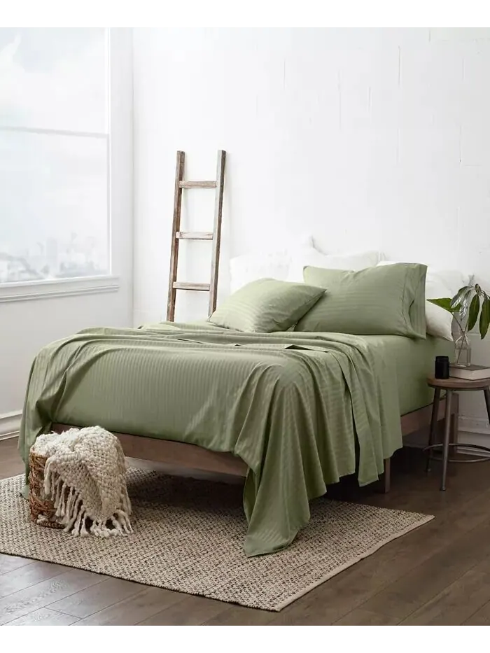 Наборы постельного белья в полоску из 4 предметов с тиснением The Home Collection ienjoy Home — изображение 3 из 11