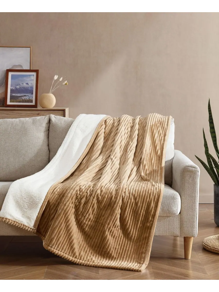 Мягкий плед с подогревом Mountain Valley, 70 x 50 дюймов Eddie Bauer — изображение 1 из 7, коричневый