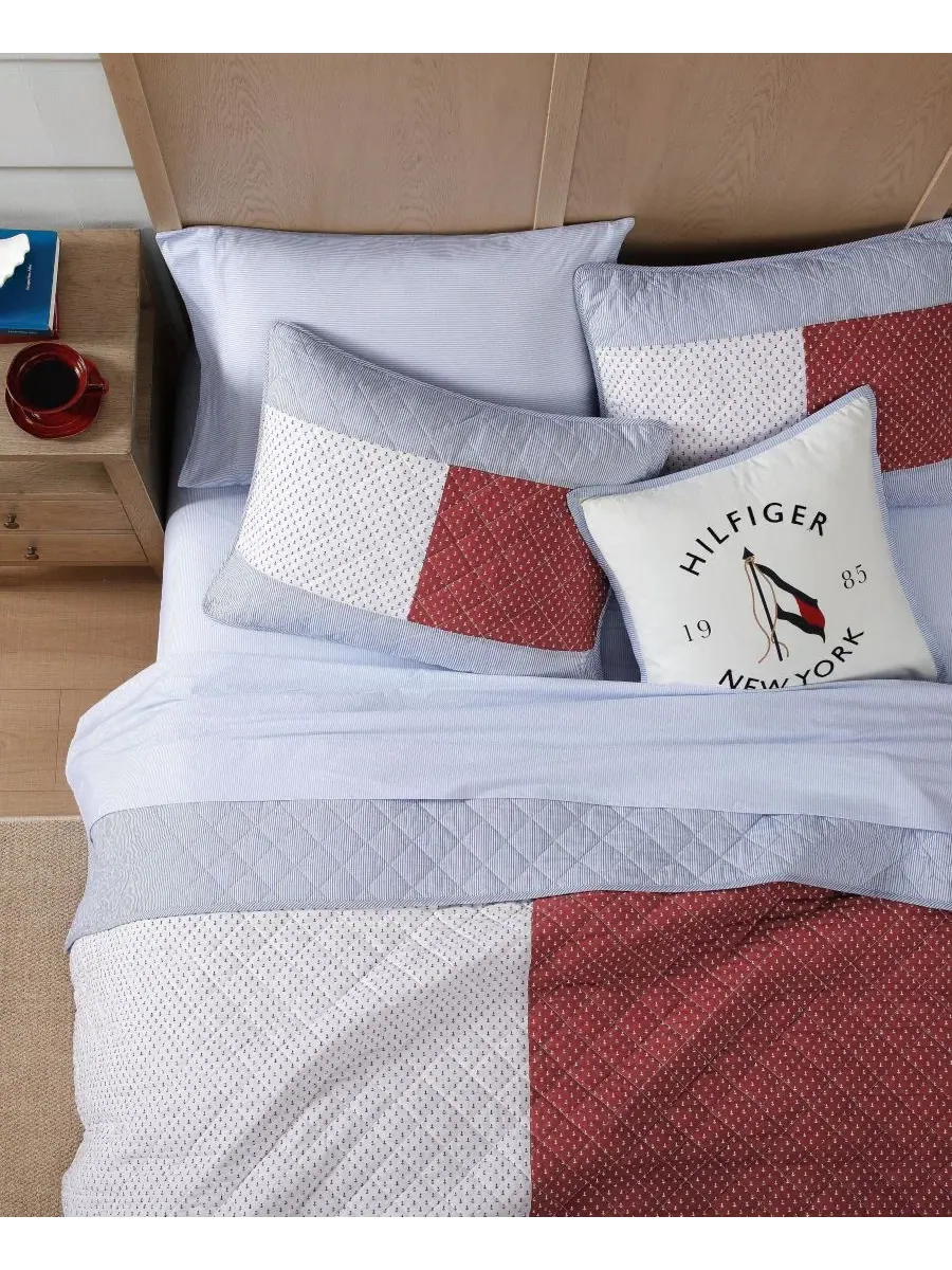Комплект стеганого покрывала 3 предмета Nautical Anchor Flag, King Tommy Hilfiger — изображение 7 из 8, синий белый красный