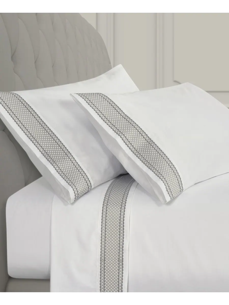 Комплект постельного белья Monarch из 4 предметов, размер Queen J Queen New York