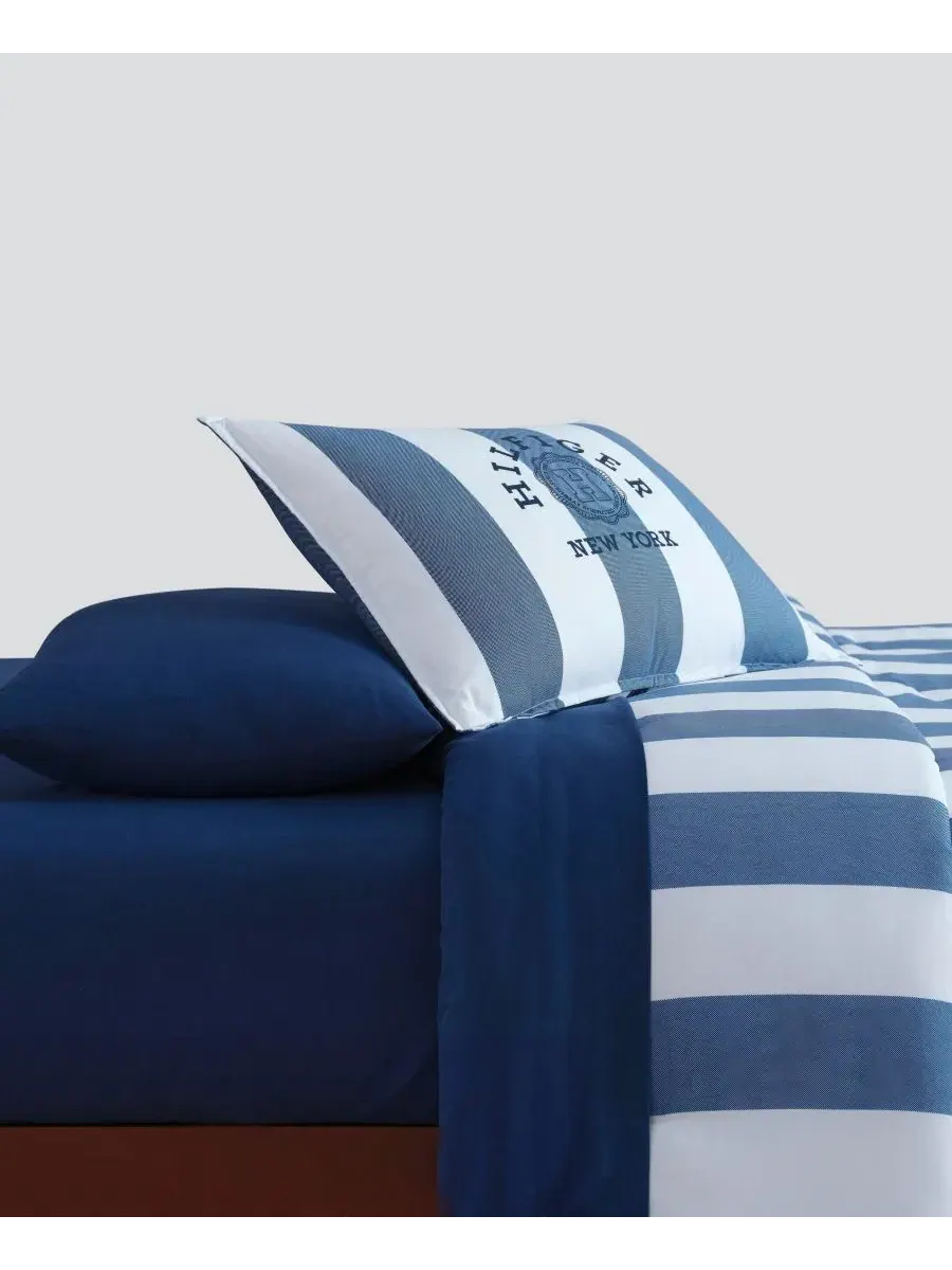 Комплект стеганого одеяла Berkeley Stripe, 3 предмета, Queen Tommy Hilfiger — изображение 3 из 7, белый глубокий синий