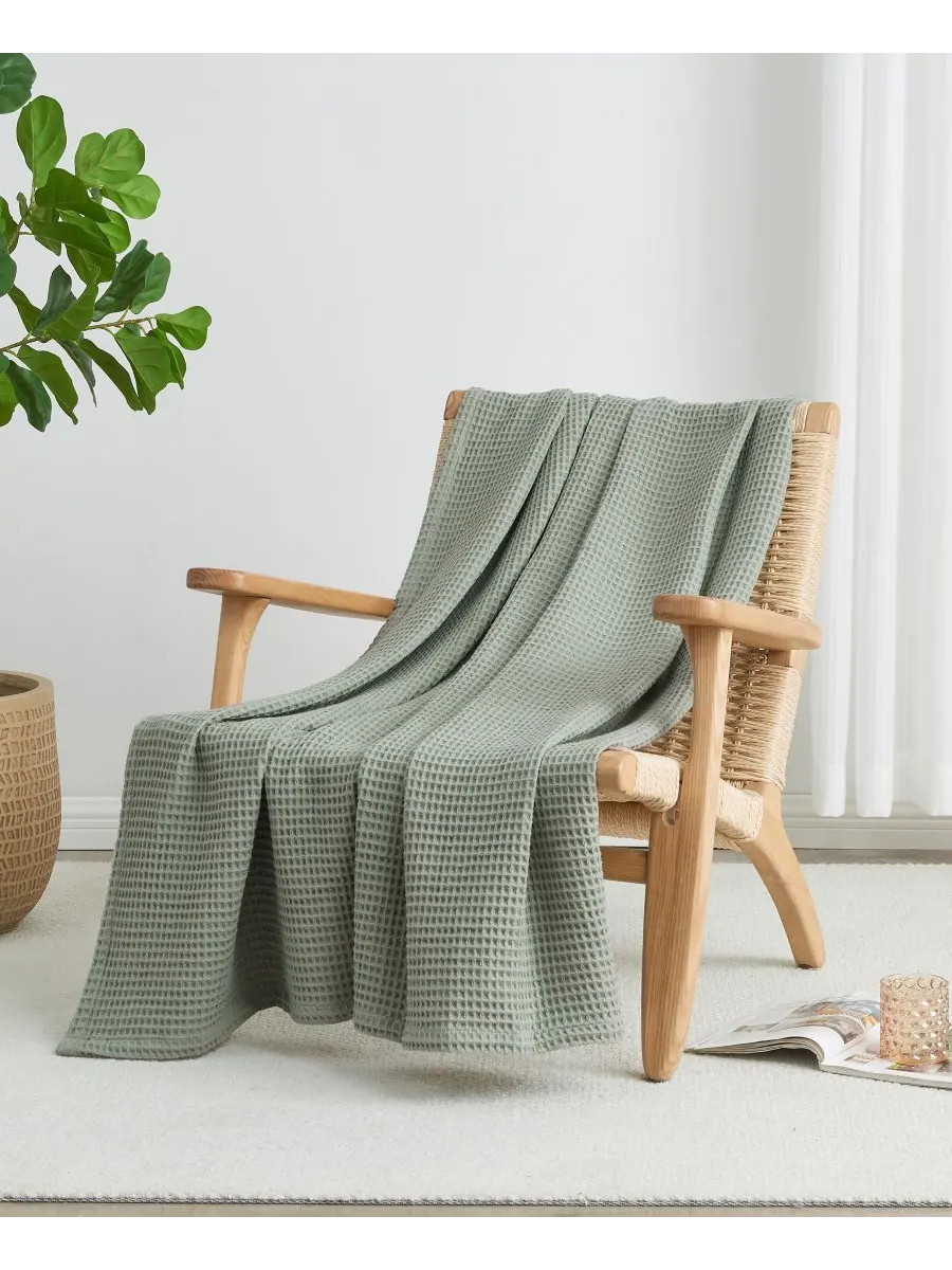 Хлопковое одеяло с вафельным плетением Linery & Co, Eucalyptus, Twin — изображение 3 из 6, зеленый