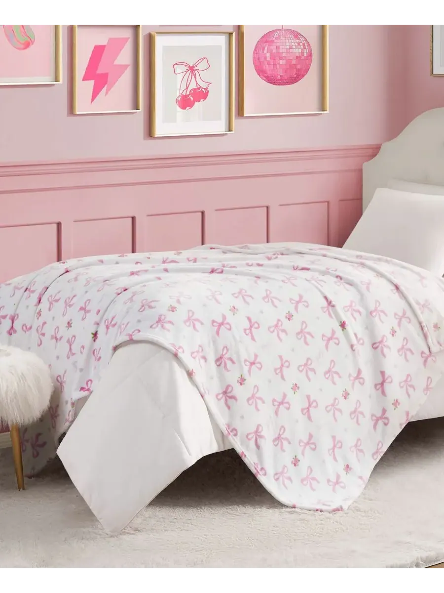 Детский плюшевый плед, 127 x 178 см Juicy Couture — изображение 2 из 5, белый