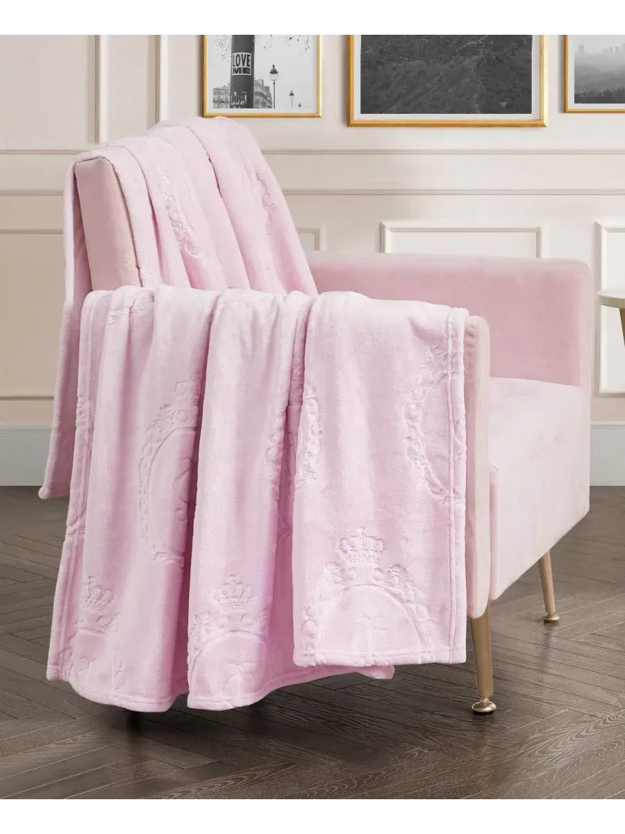 Плед флисовый с тисненым узором, 152 x 229 см Juicy Couture — изображение 2 из 7, винтажный розовый