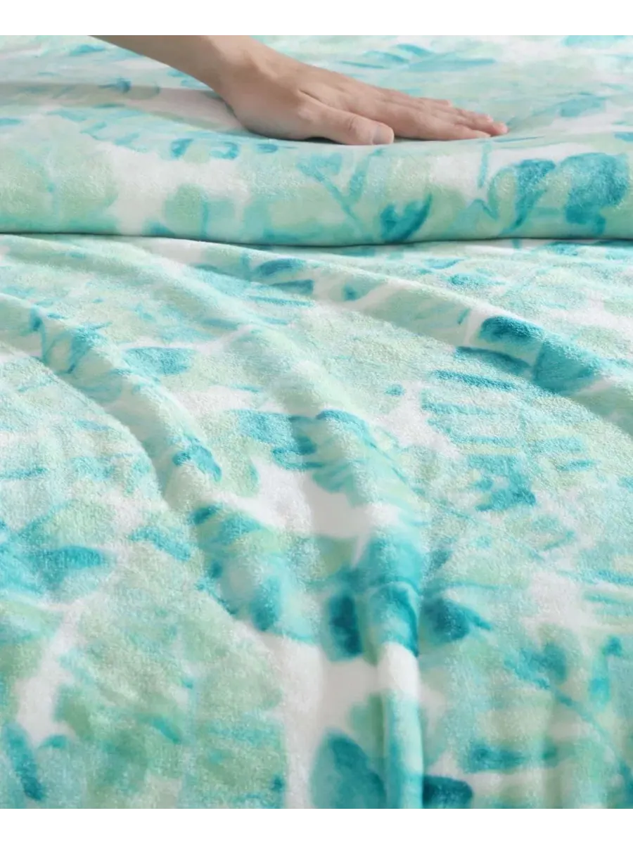 Ультрамягкий плюшевый флисовый плед, 178 x 127 см Tommy Bahama Home — изображение 6 из 6, зеленый