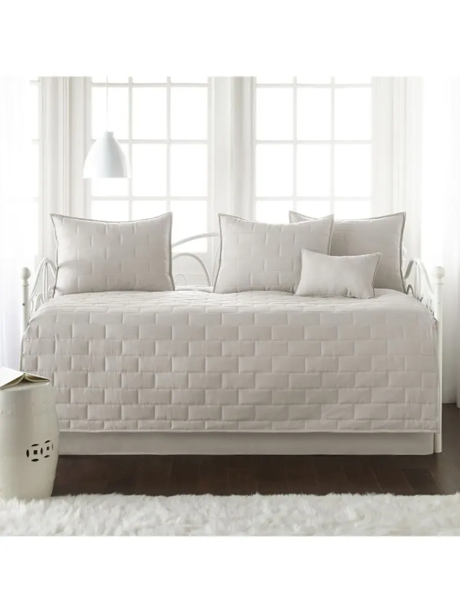 Комплект постельного белья Brickhouse Farmhouse из 3 предметов (одеяло и кушетка) Southshore Fine