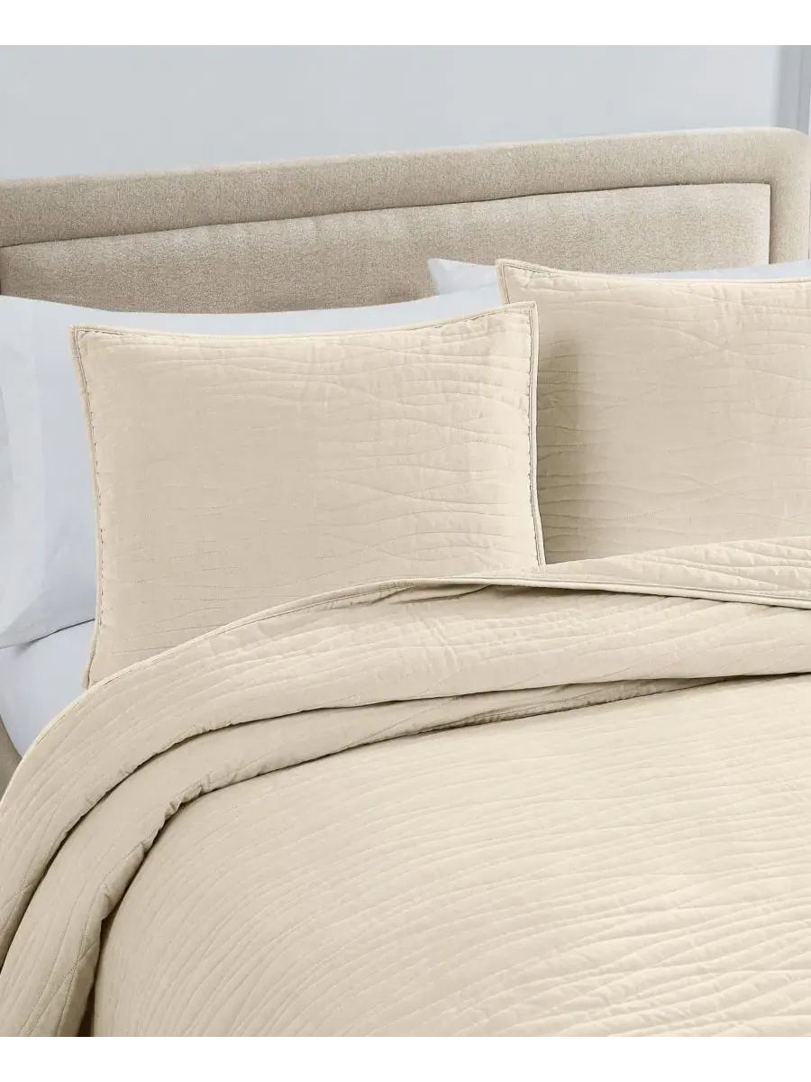 Комплект стеганого покрывала из хлопка с велюровой отделкой Wavy Cotton Matte Velvet Royal Velvet — изображение 2 из 5
