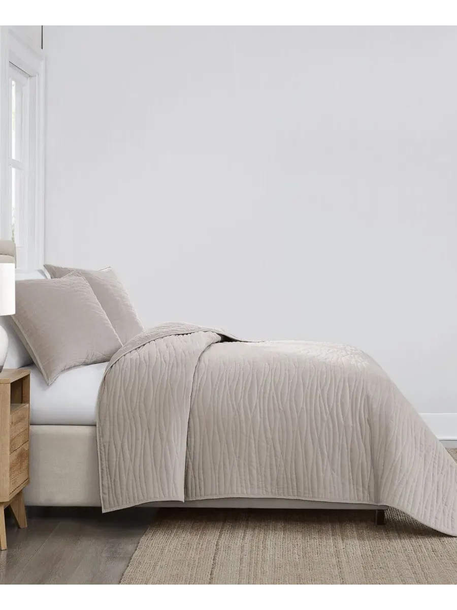 Комплект стеганого покрывала Wavy Cotton Matte Velvet Royal Velvet — изображение 3 из 6, серый