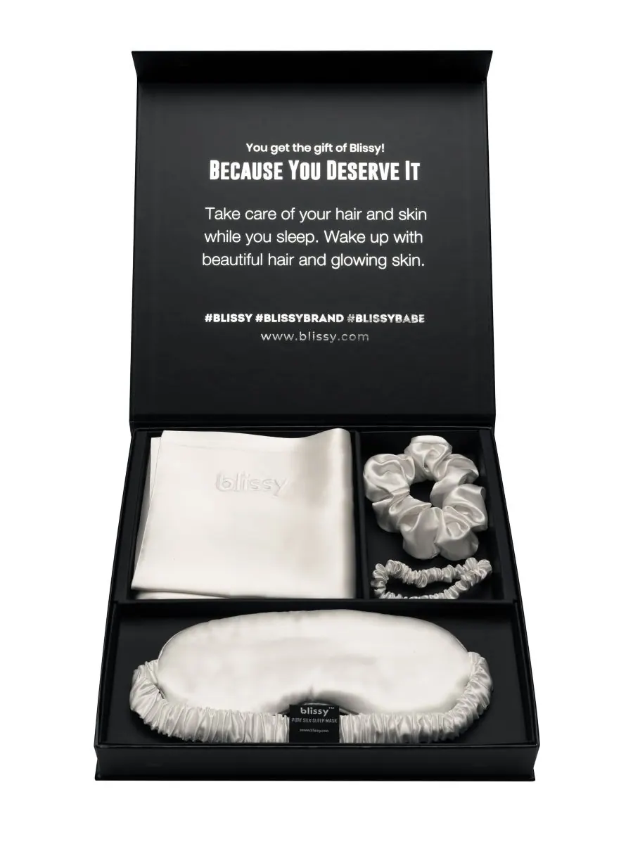 Комплект постельного белья Pure Silk Dream из 4 предметов, размер King BLISSY — изображение 1 из 5, белый