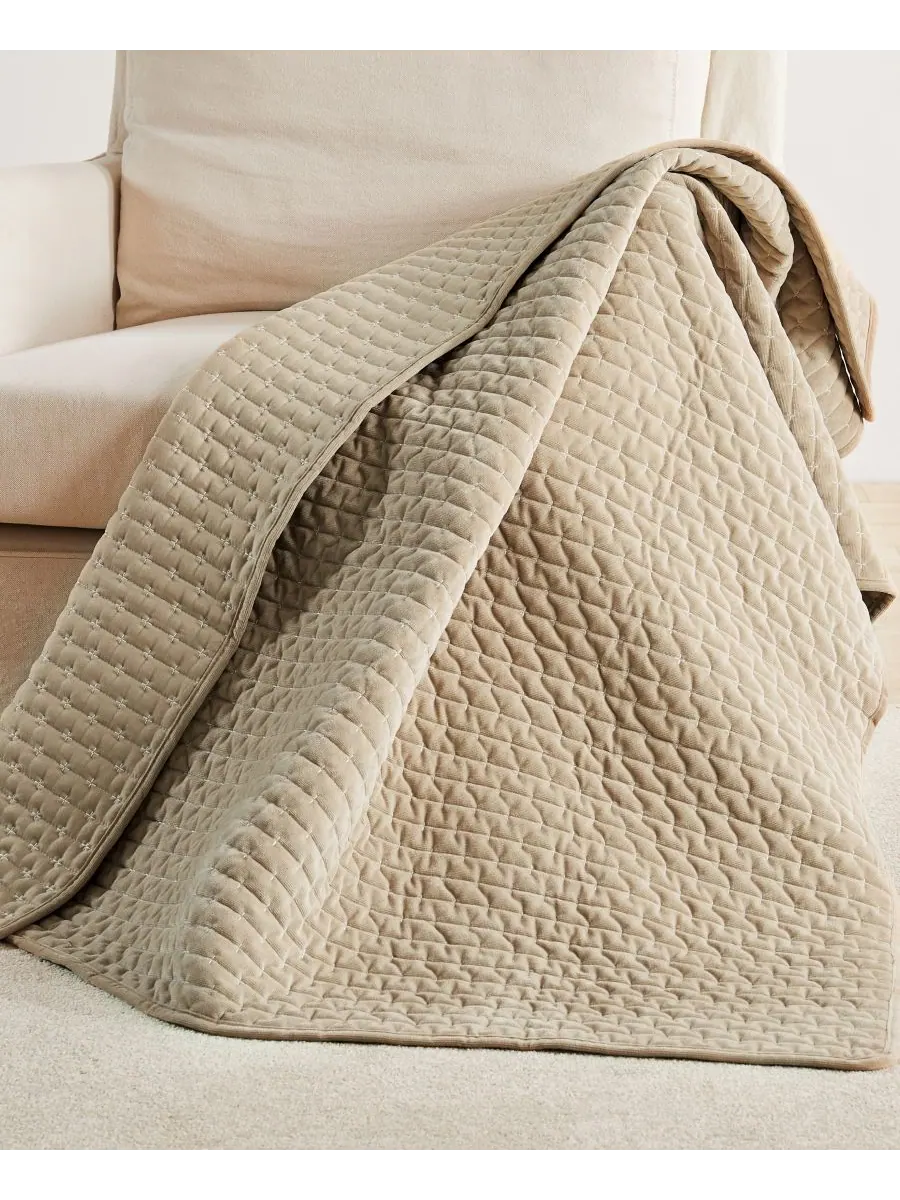 Двустороннее стеганое покрывало Velvet Stitch, 50 x 60 дюймов Levtex — изображение 2 из 7, тауп