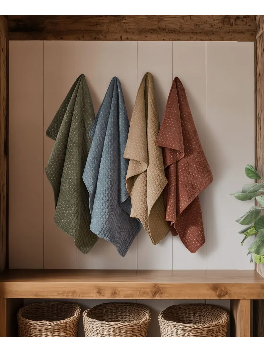 Двустороннее стеганое покрывало Velvet Stitch, 50 x 60 дюймов Levtex — изображение 6 из 7, шамбре