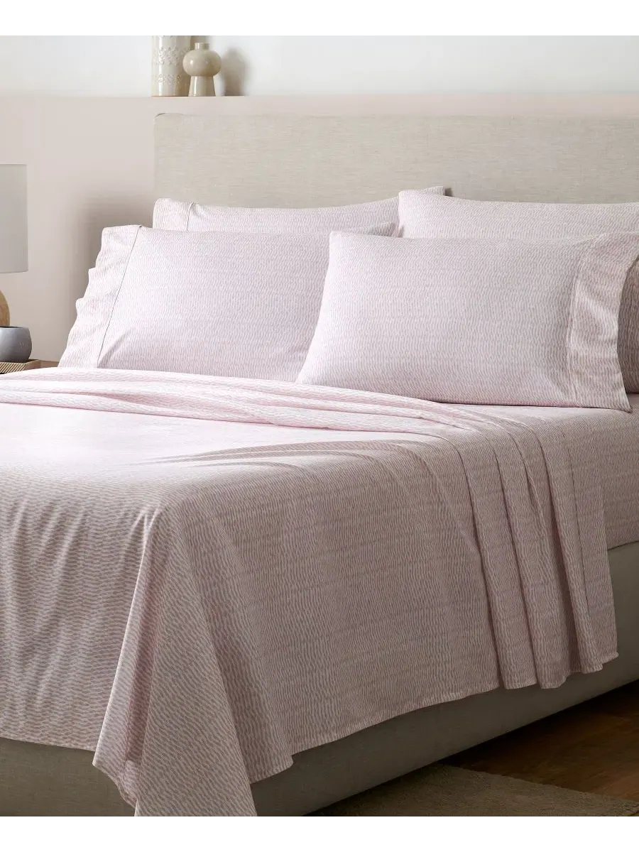 Комплект охлаждающих простыней из микрофибры, Twin, Ikat Fan Blush Gaiam — изображение 2 из 3