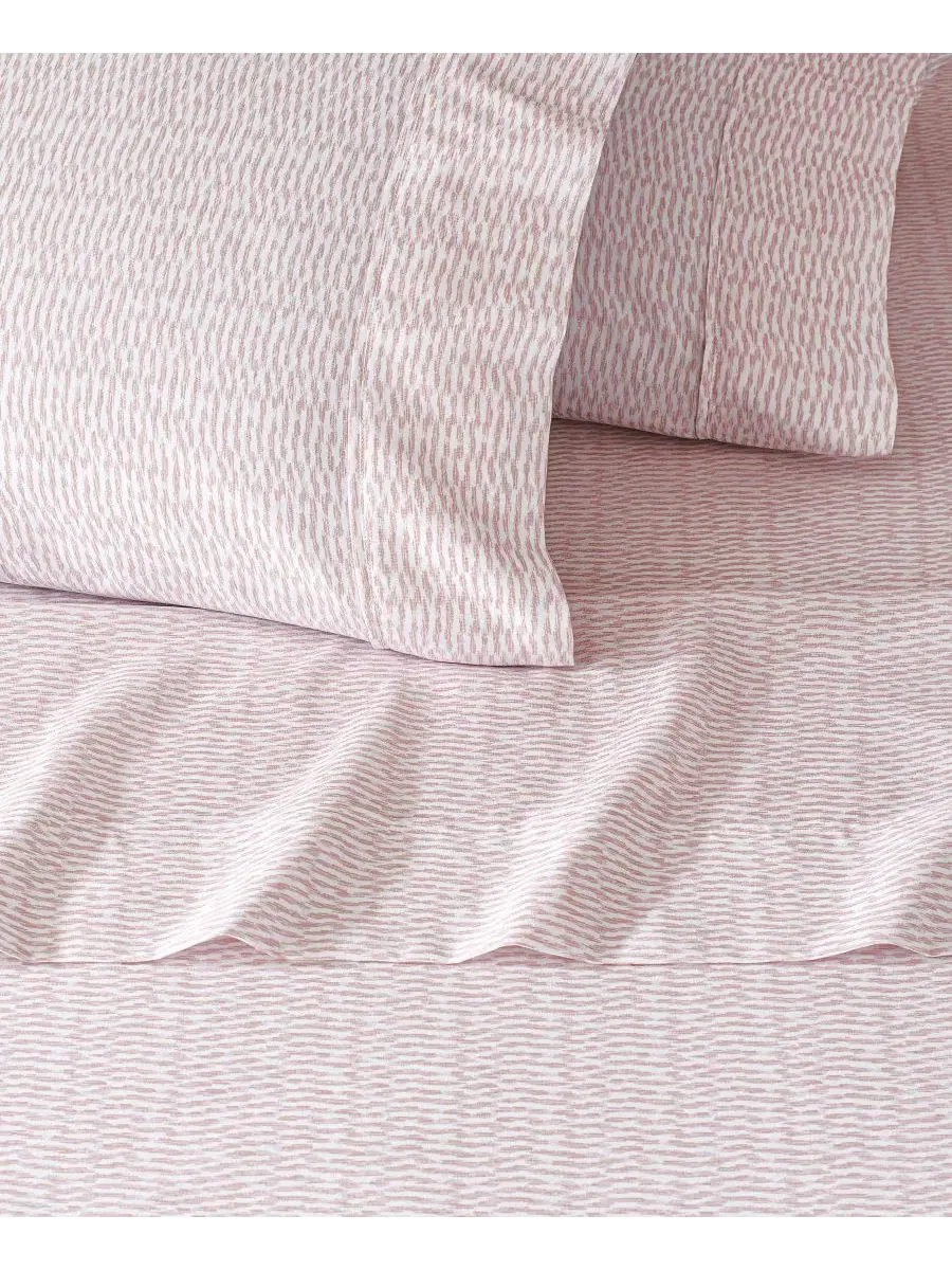 Комплект охлаждающих простыней из микрофибры, Twin, Ikat Fan Blush Gaiam — изображение 3 из 3