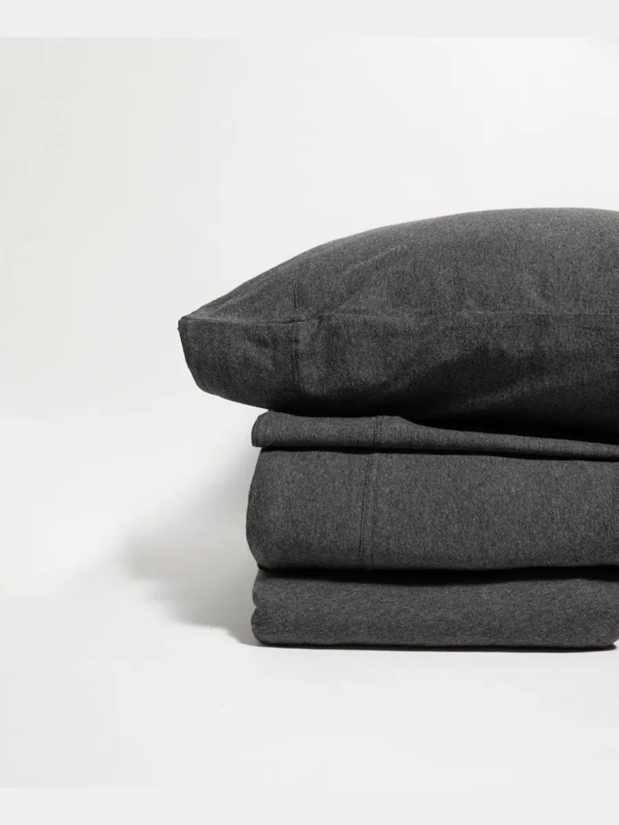 Комплект постельного белья из органического хлопка с футболкой Favorite Tee Jersey, размер Queen — изображение 2 из 5