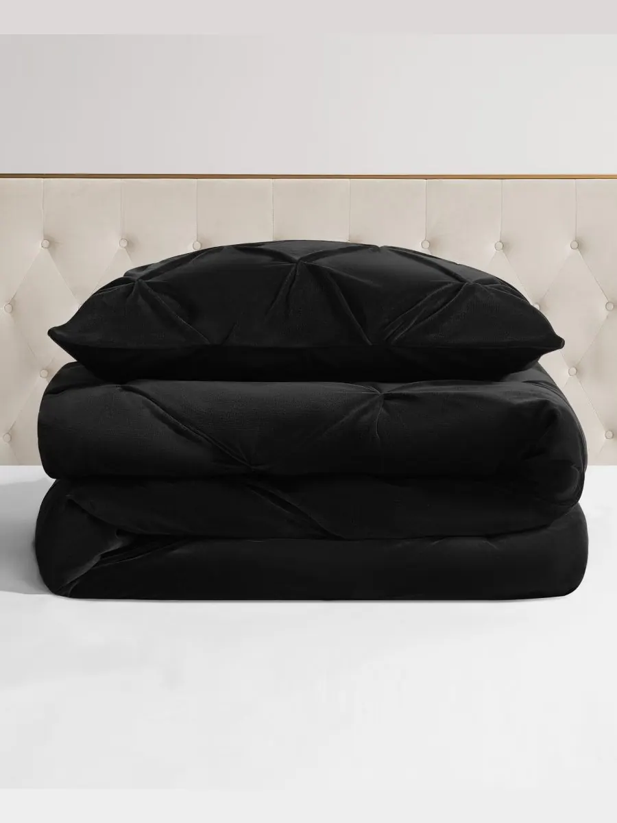 Комплект постельного белья Kiss Pleat Plush из 2 предметов, размер Twin/Twin XL Juicy Couture — изображение 2 из 6, черный