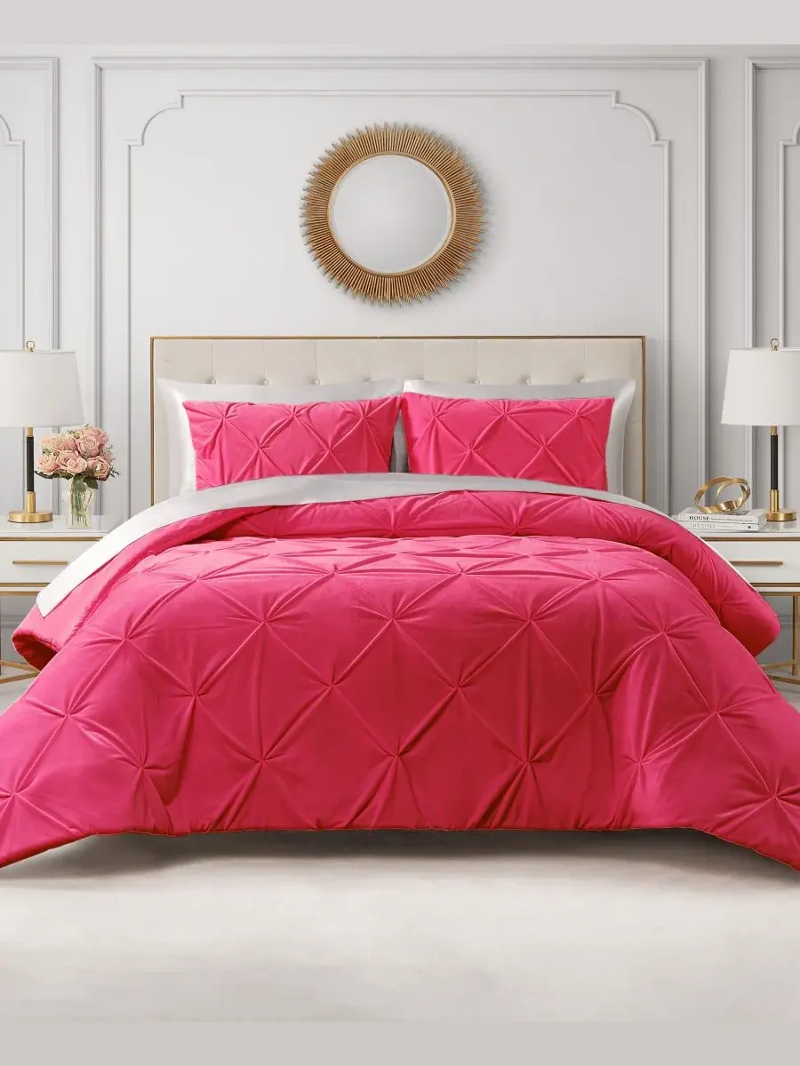 Комплект постельного белья Kiss Pleat Plush, 2 предмета, размер Twin/Twin XL Juicy Couture — изображение 6 из 6, розовый