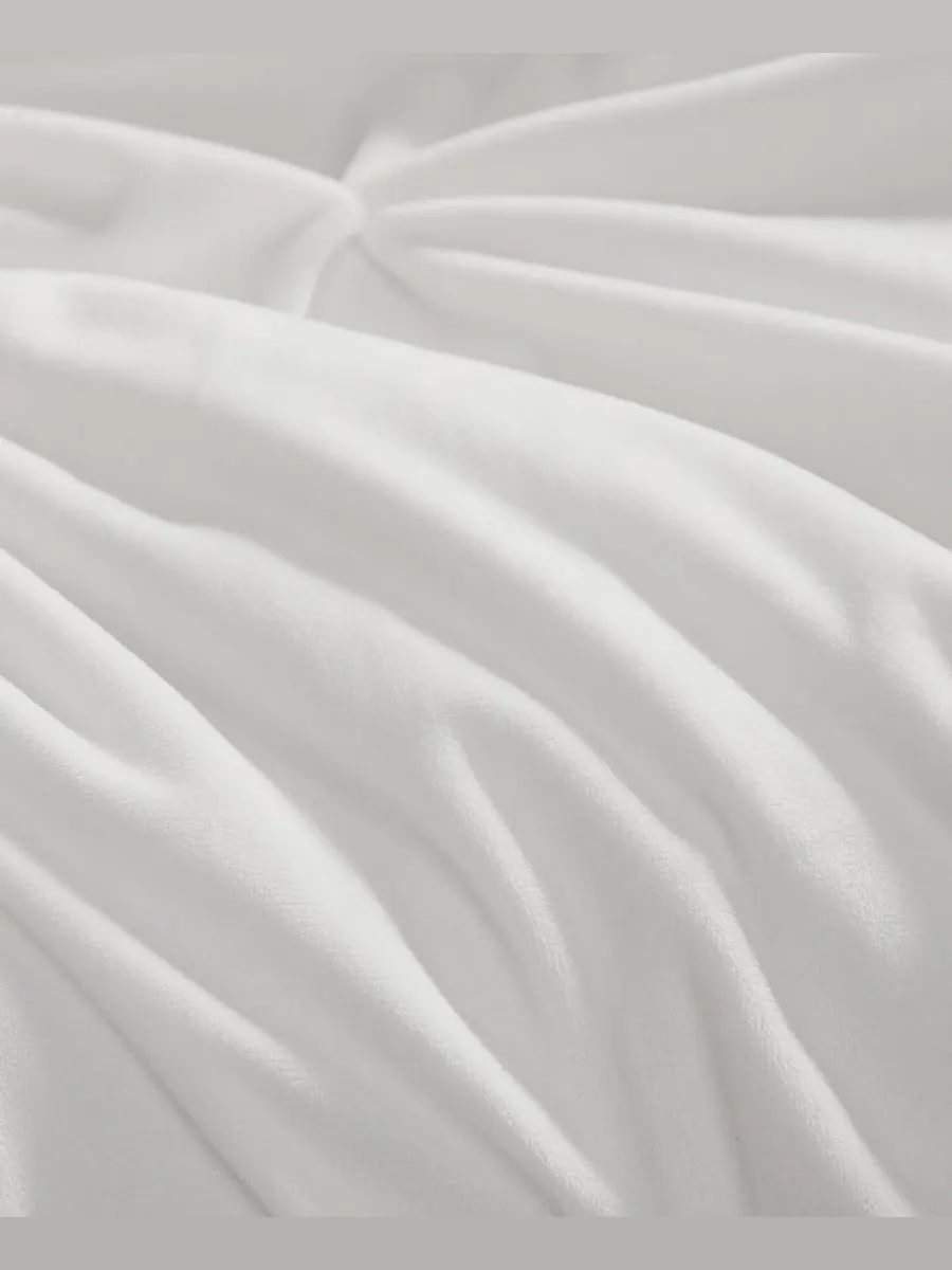 Комплект постельного белья Kiss Pleat Plush из 2 предметов, размер Twin/Twin XL Juicy Couture — изображение 4 из 6, белый