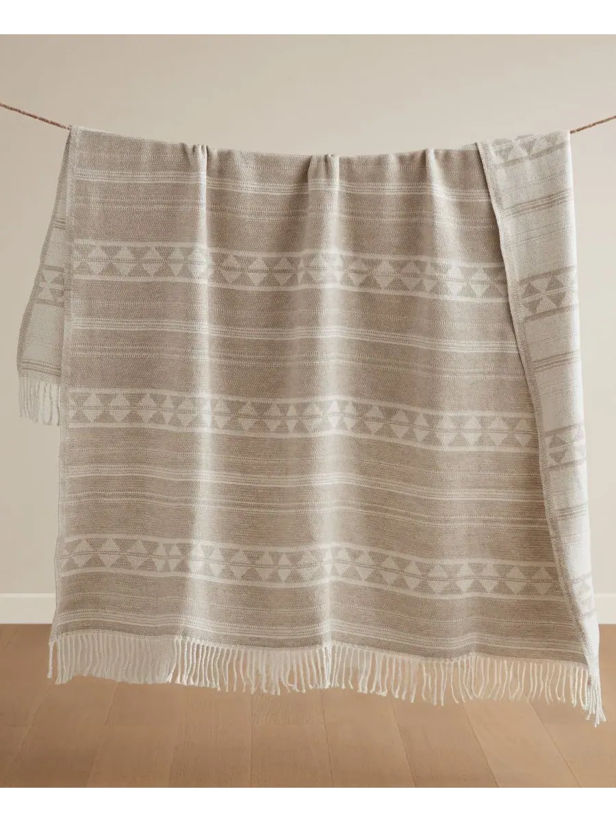 Дышащий плед из смеси хлопка Alberta, 127 x 152 см Woolrich — изображение 4 из 14, слоновая кость