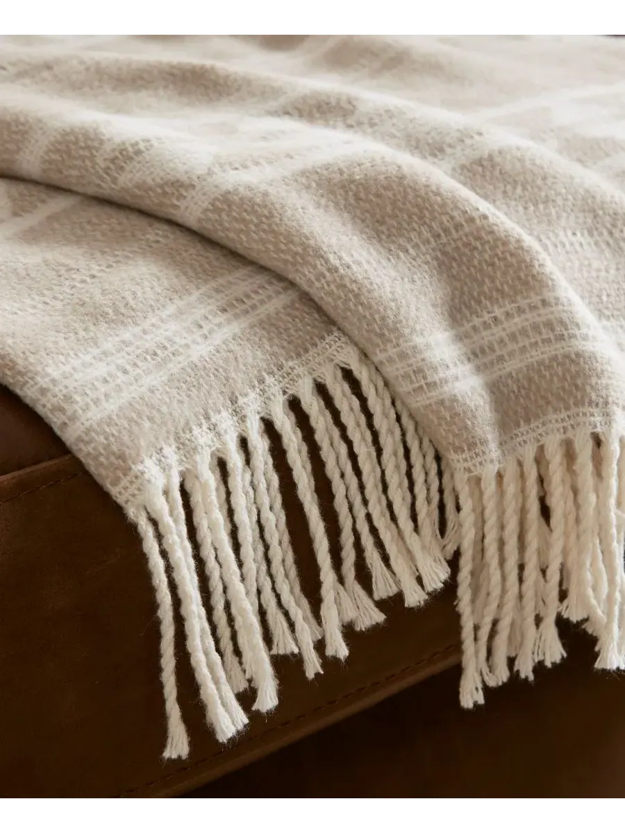 Дышащий плед из смеси хлопка Alberta, 127 x 152 см Woolrich — изображение 6 из 14, слоновая кость