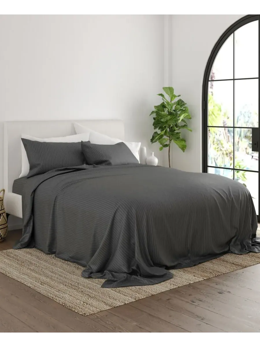 Комплект постельного белья Expressed In Embossed Striped, 4 предмета, размер Full Ienjoy Home — изображение 2 из 10, серый