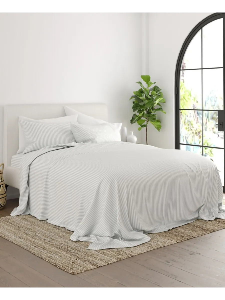 Комплект постельного белья Expressed In Embossed Striped, 4 предмета, размер Full Ienjoy Home — изображение 2 из 9, белый