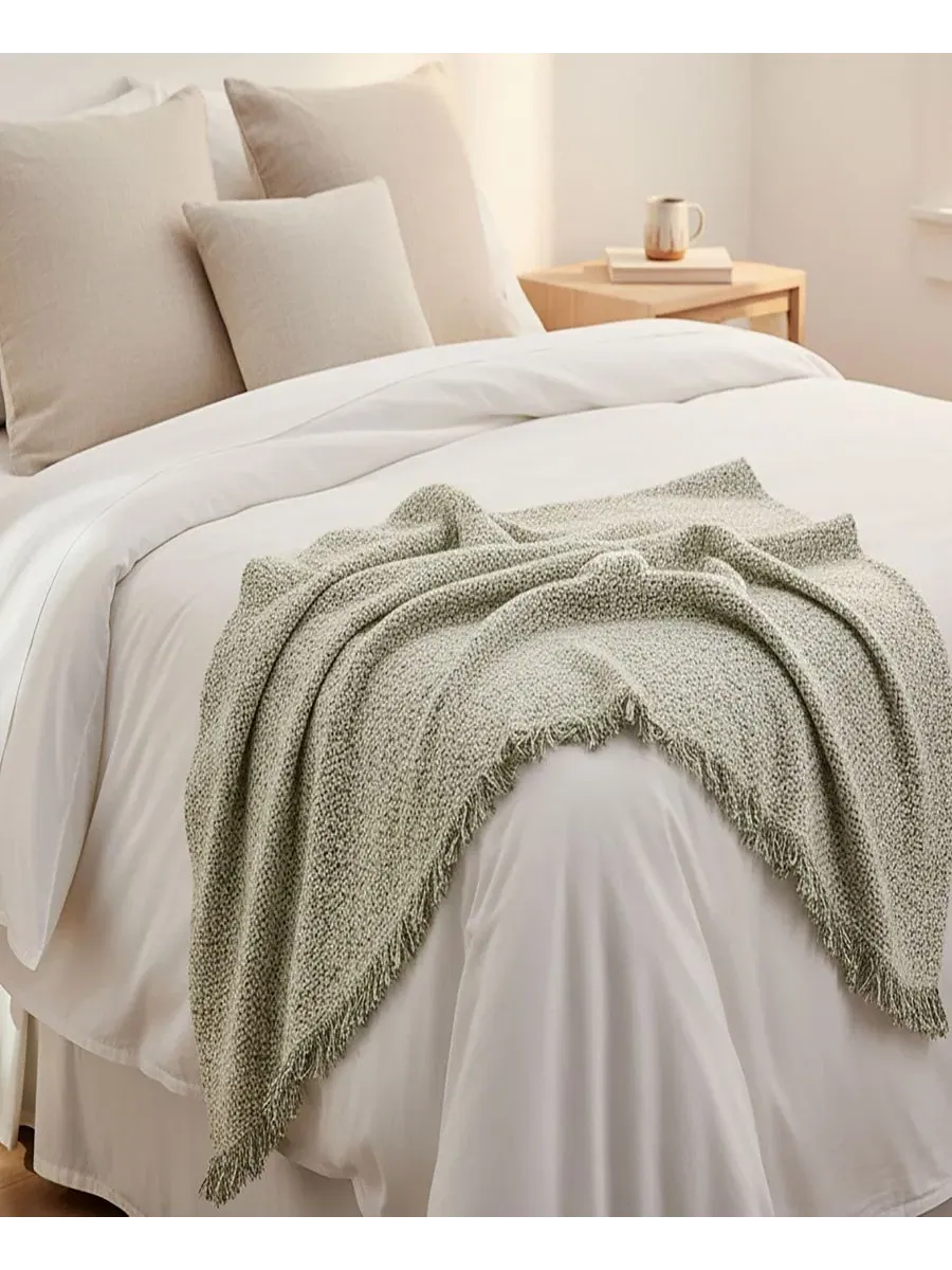 Плед из букле с бахромой, 127 x 152 см, Ruth Boucle Texture Rizzy Home — изображение 5 из 6, зеленый