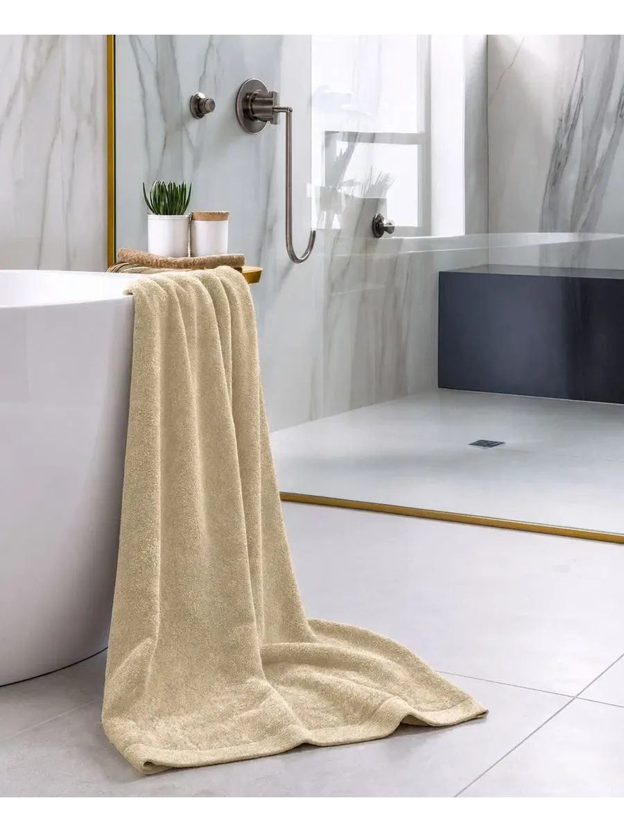 Банное полотенце из вискозы и хлопка, 94 x 178 см, Oversized BedVoyage — изображение 2 из 8, бежевый