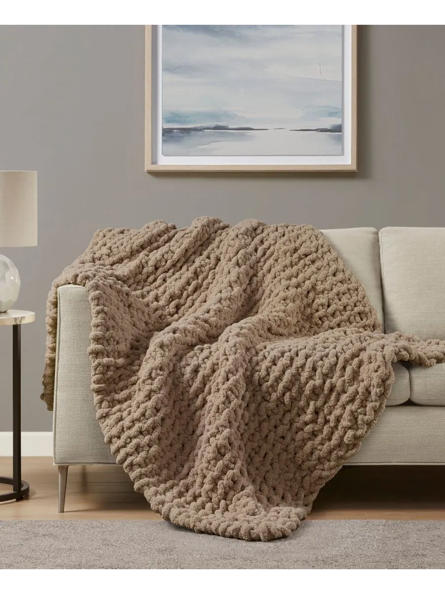 Плед крупной вязки из синели, 50 x 60 дюймов Madison Park — изображение 2 из 6, коричневый
