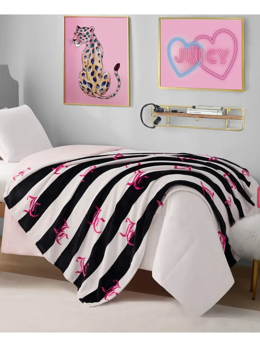 Плед Cabana Plush в полоску, размер Twin/Twin XL Juicy Couture — изображение 3 из 6, черный