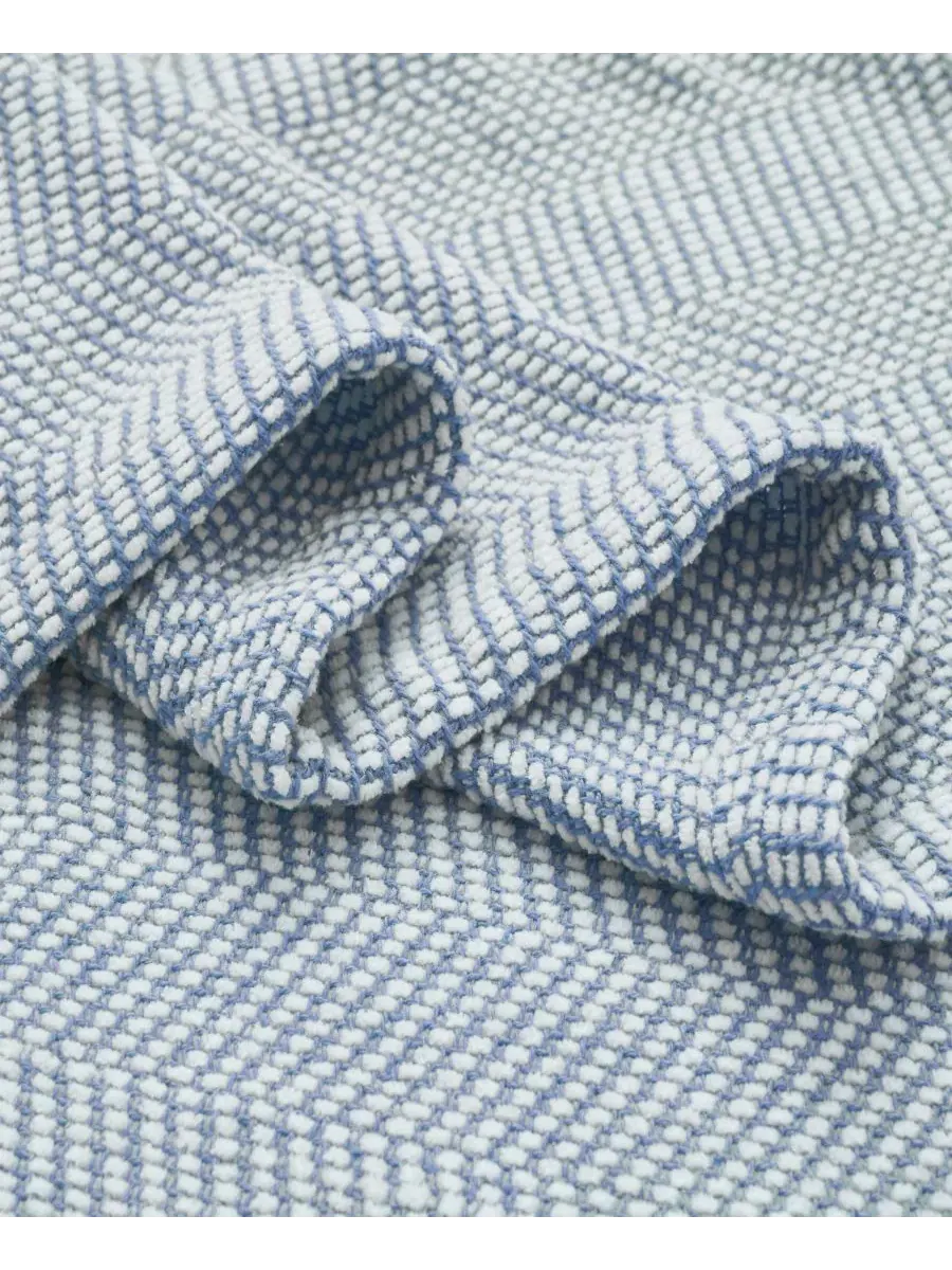 Плед из хлопка Chevron All Season Comfort Blanket Superior — изображение 7 из 8, синий
