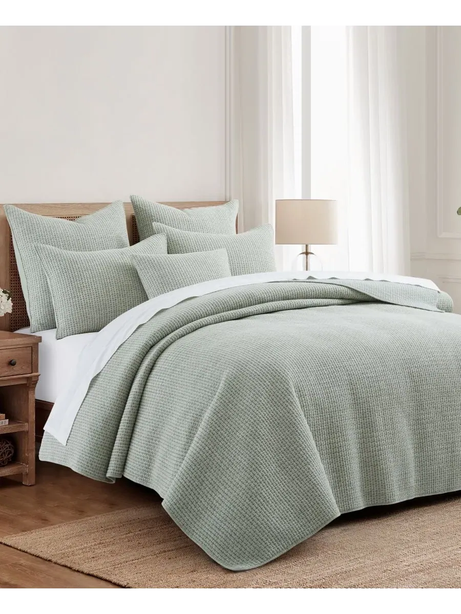 Стеганое одеяло с вышивкой Pick-Stitch Artisan, 3 предмета, King/California King Levtex Home — изображение 2 из 4, шалфейный