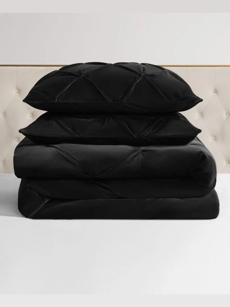 Комплект постельного белья Kiss Pleat Plush из 3 предметов, размер Full/Queen Juicy Couture — изображение 2 из 6, черный
