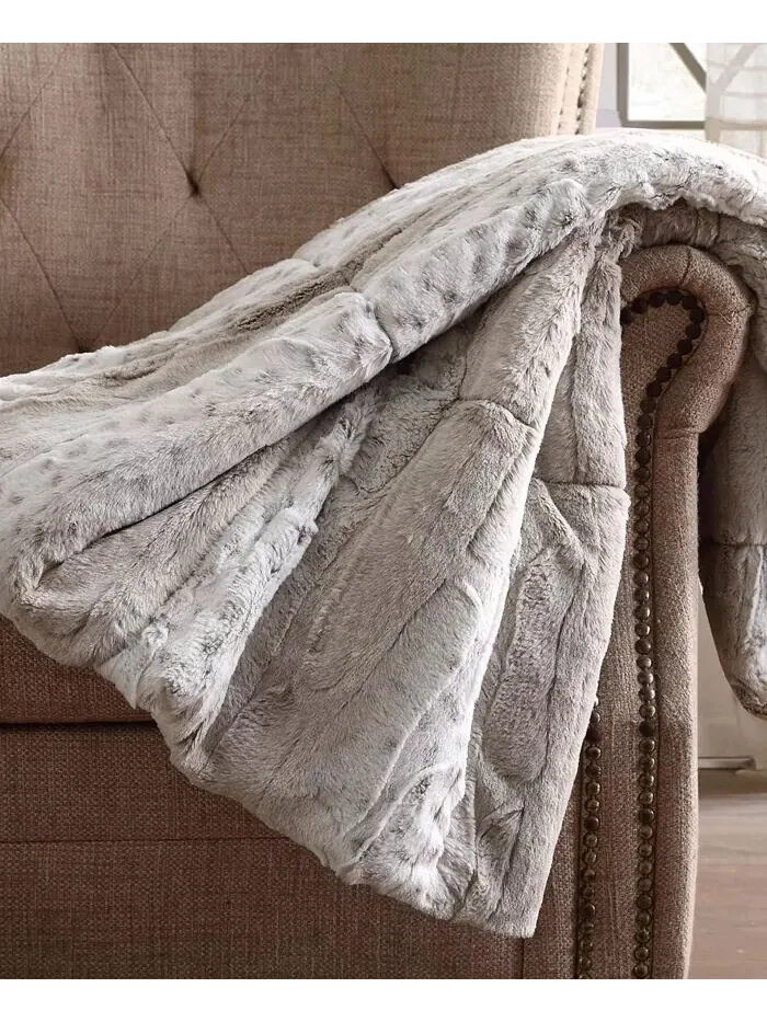 Christian Siriano Роскошный плед из искусственного меха со снежным леопардом размером 60 x 70