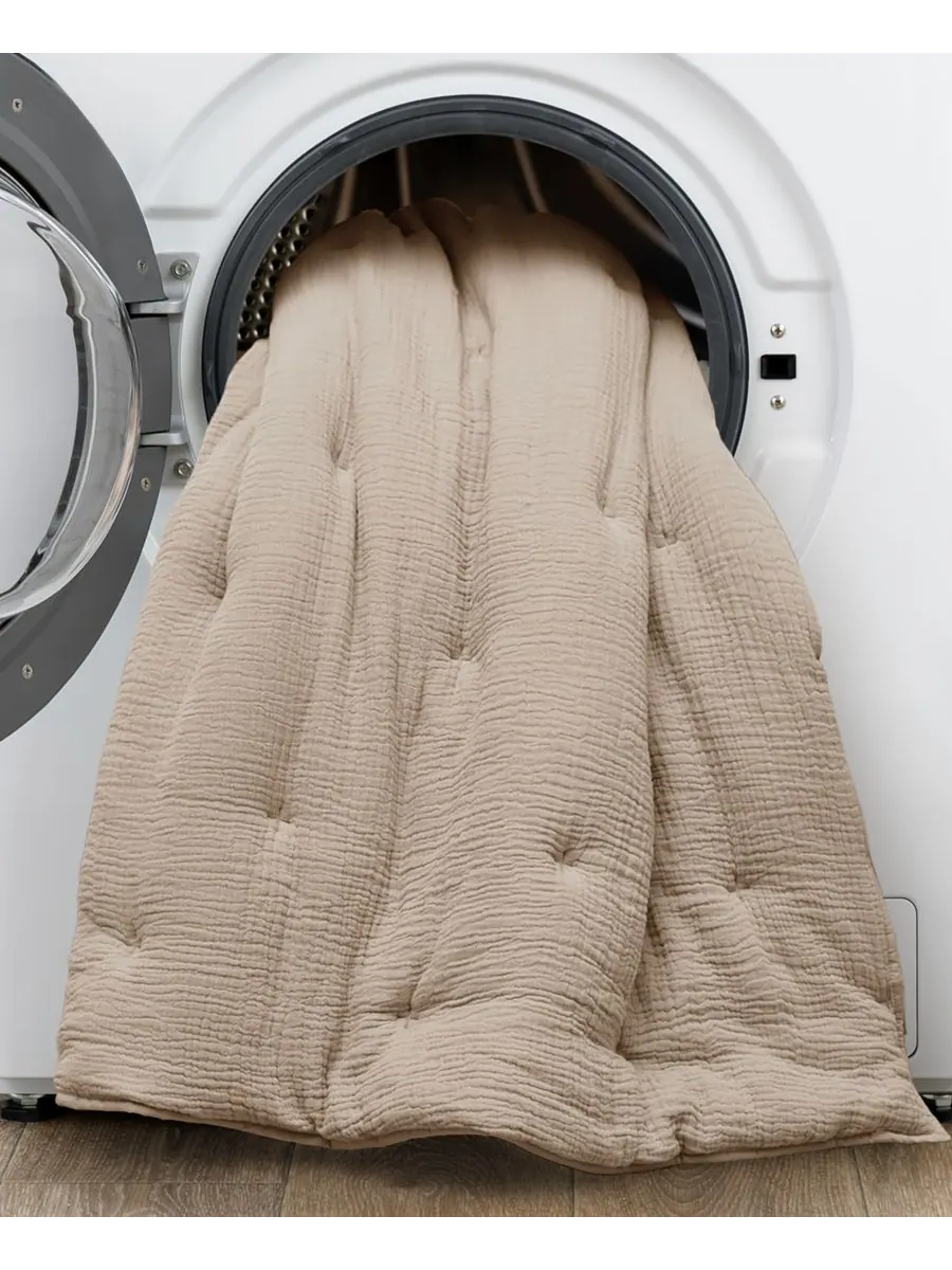 Комплект постельного белья Breeze Cotton с вышивкой, 3 предмета, размер King Harbor House — изображение 7 из 10, тауп