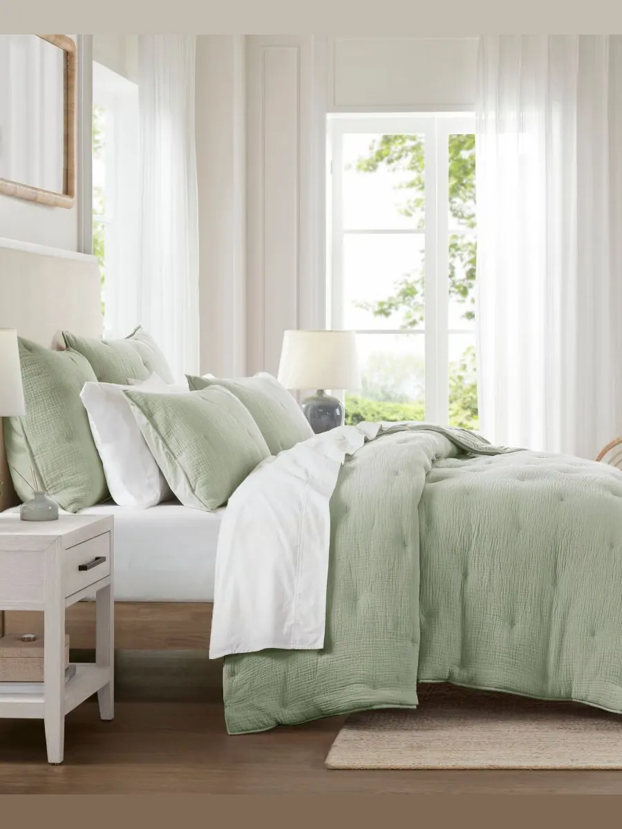 Комплект постельного белья Breeze Cotton с вышивкой, 3 предмета, размер King Harbor House — изображение 9 из 10, шалфейный