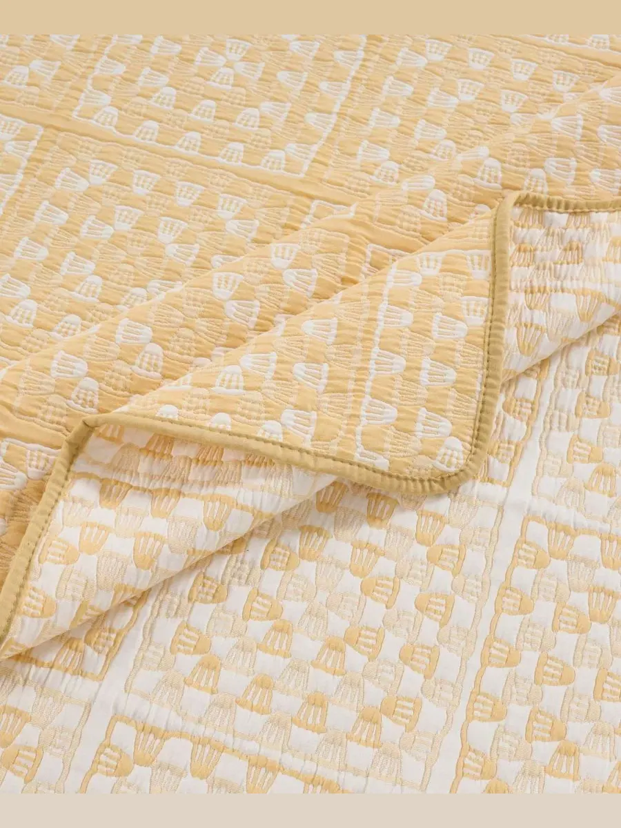 Двусторонний жаккардовый плед «Бабушкины квадраты», 127 x 152 см Greenland Home Fashions — изображение 4 из 7, золото