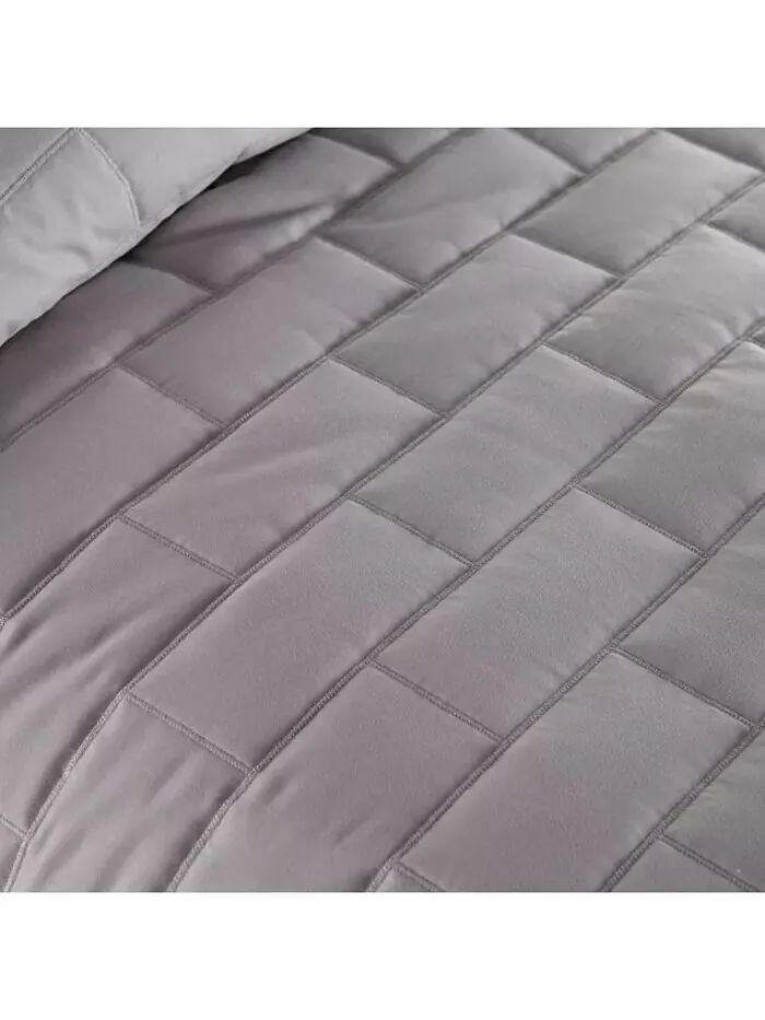 Легкий комплект одеял из трех предметов для фермерского дома Southshore Fine Linens — изображение 3 из 7, серый