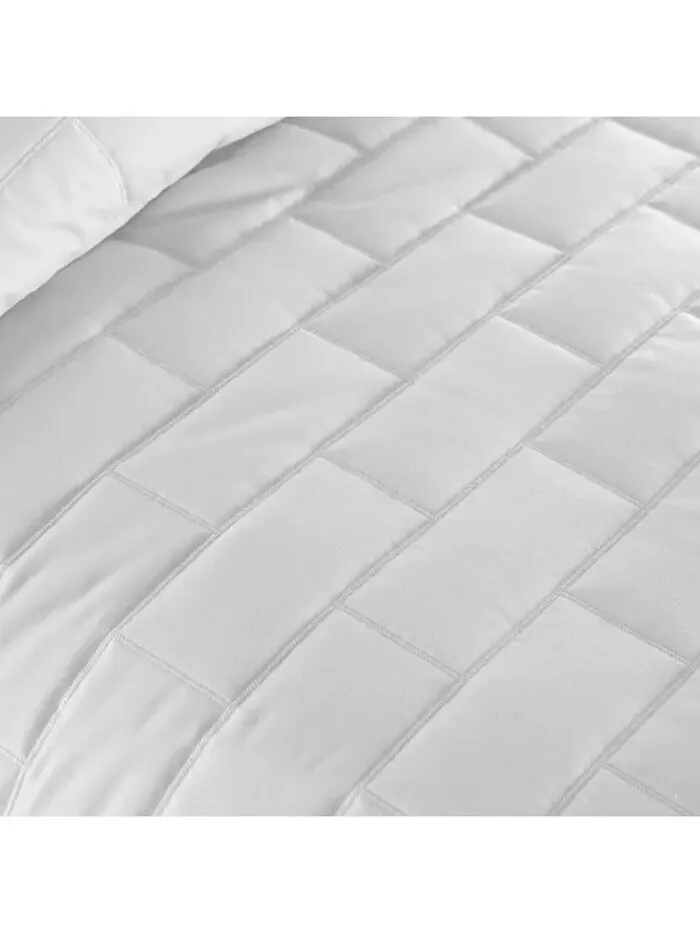 Легкий комплект одеял из трех предметов для фермерского дома Southshore Fine Linens — изображение 3 из 7, белый