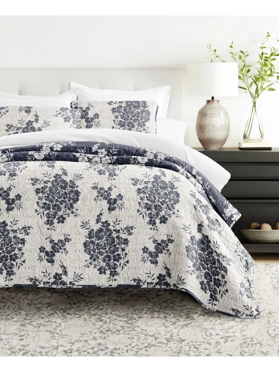 Двусторонний комплект постельного белья Distressed Bouquet из 3 предметов, размер King/California — изображение 9 из 10