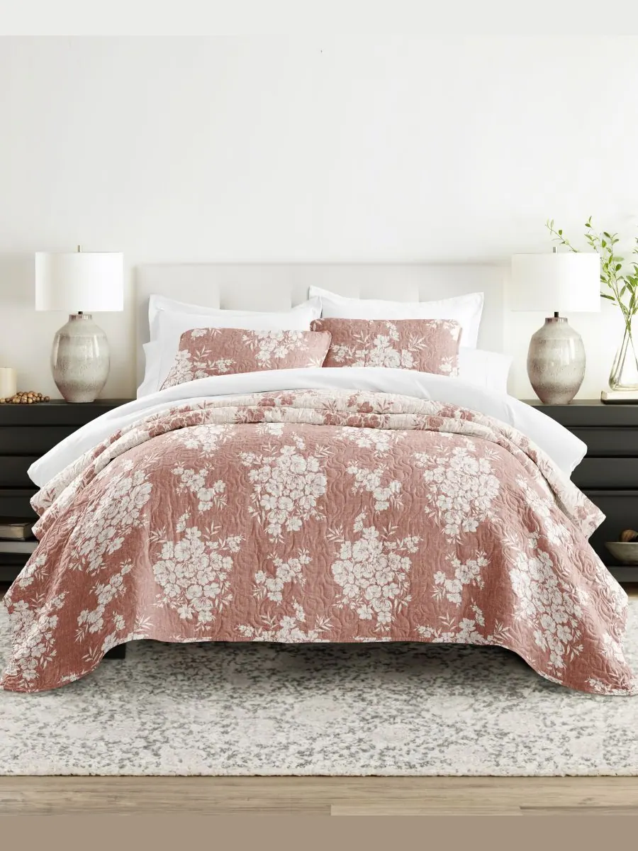 Двусторонний комплект постельного белья Distressed Bouquet из 3 предметов, размер King/California — изображение 1 из 10