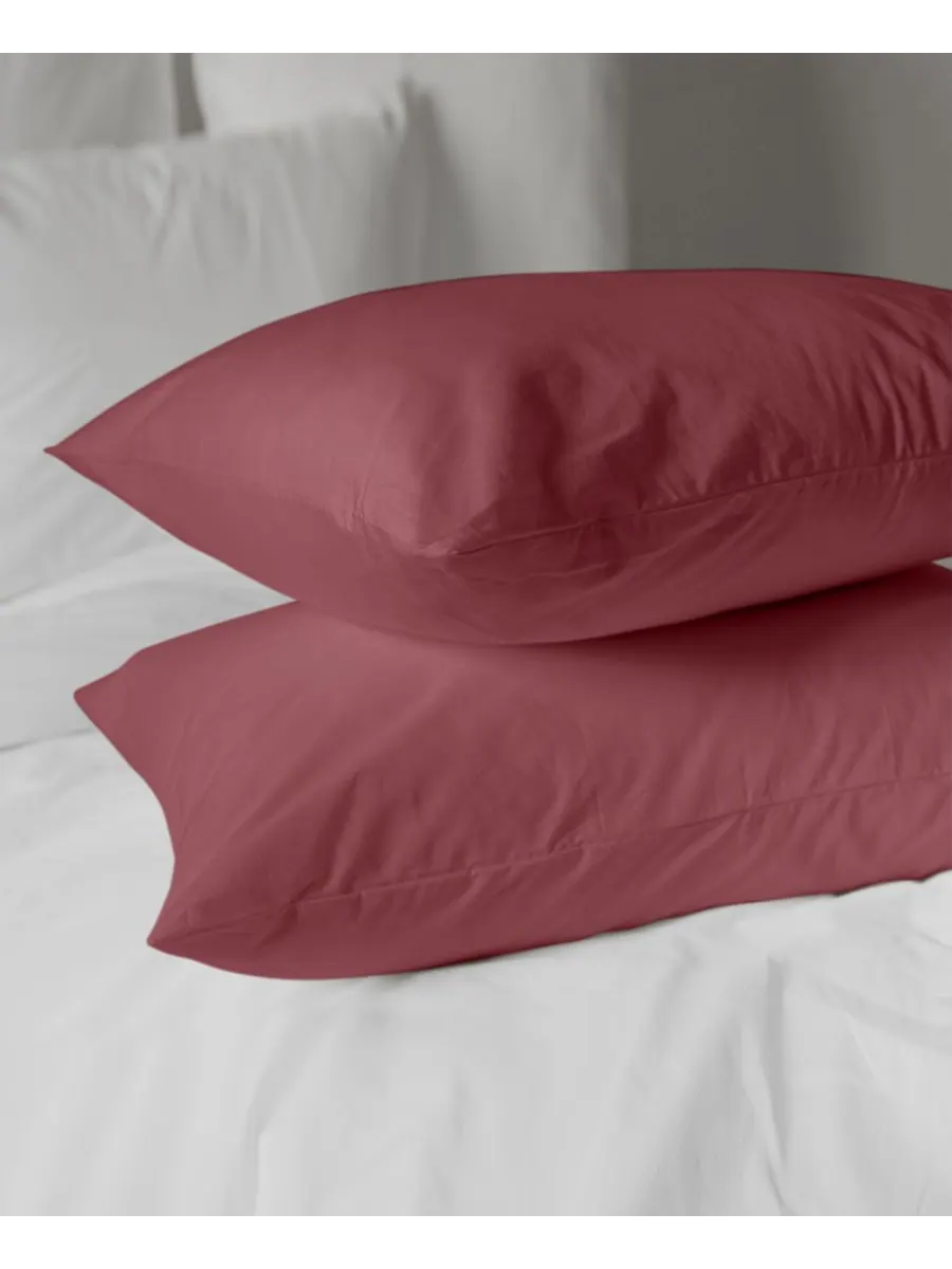 Комплект из двух наволочек Luxe Soft & Smooth Lyocell, стандартный размер Pillow Gal — изображение 2 из 2, сливавый