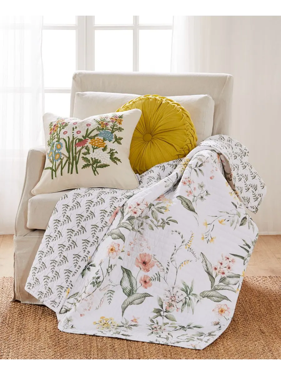 Стеганый плед Viviana с акварельным цветочным рисунком, 50 x 60 дюймов Levtex — изображение 8 из 10, мульти