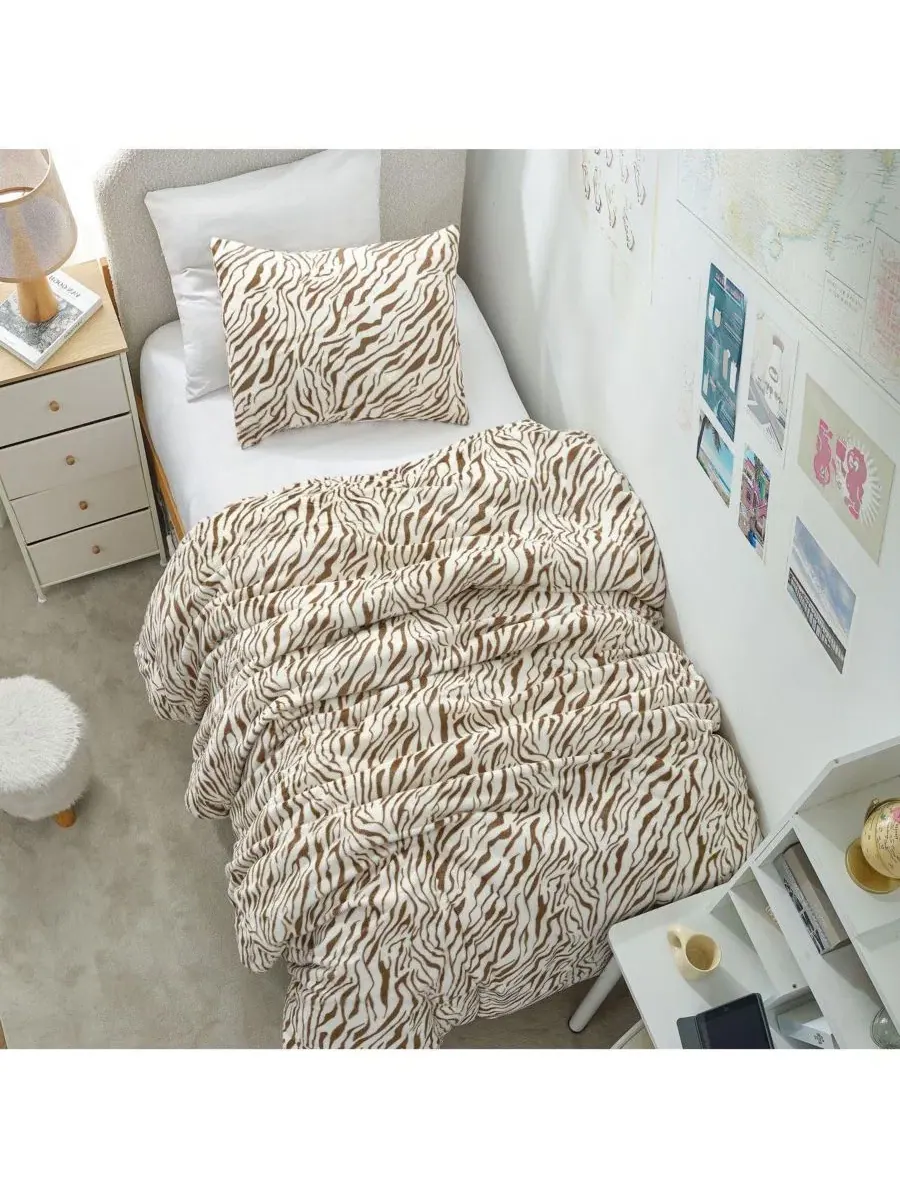 Уютный комплект постельного белья Serengeti Oversized Comforter Set Coma Inducer, Giraffe — изображение 2 из 4