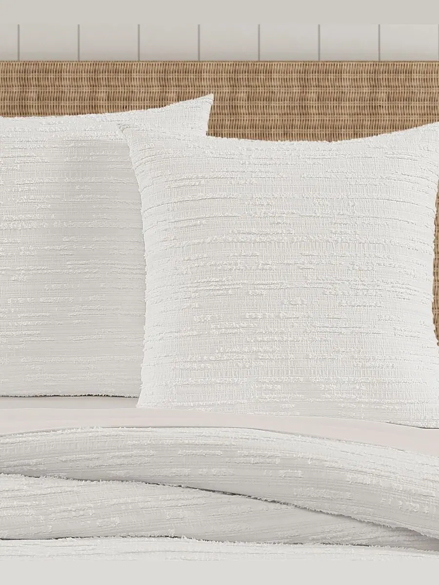 Наволочка для подушки европейская Oslo Tufted Sham Salt Life — изображение 2 из 3, белый