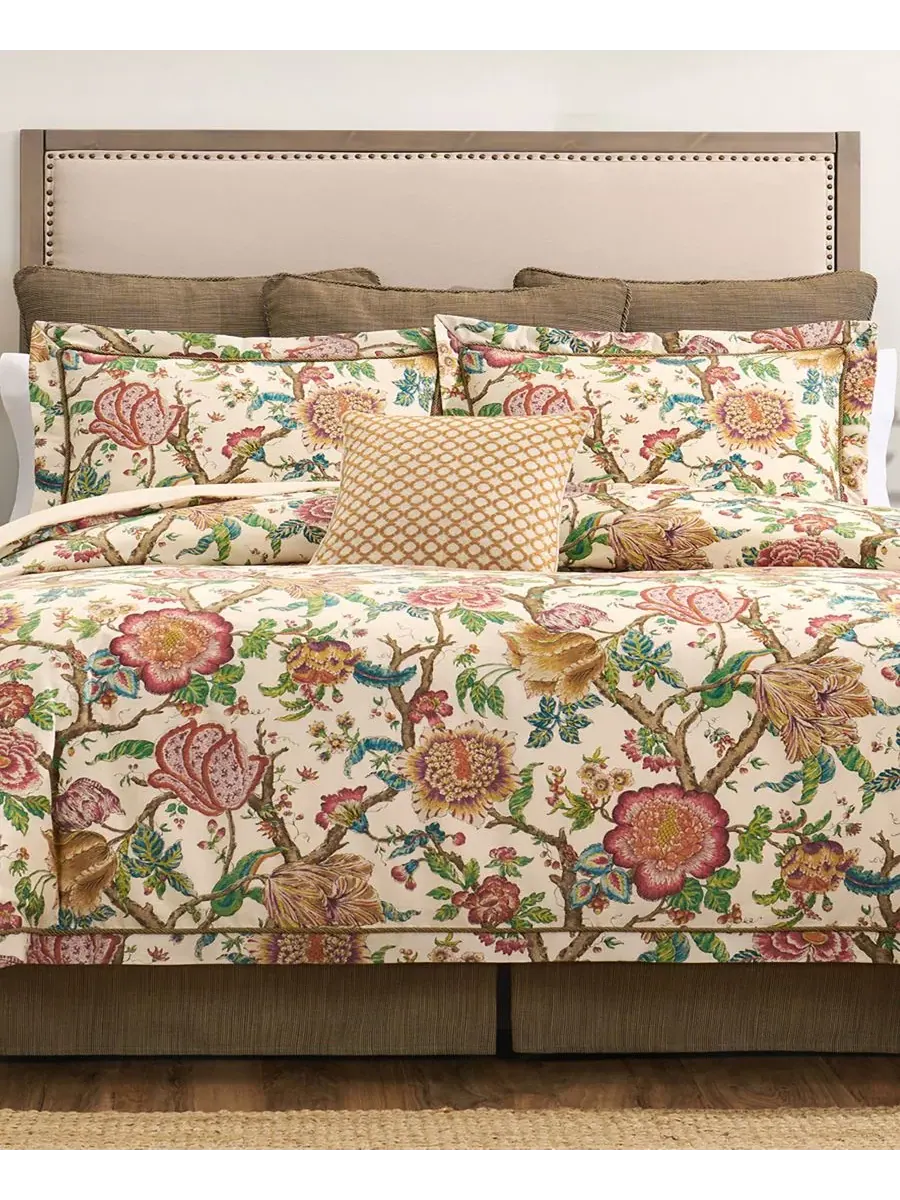 Комплект постельного белья Bronte Floral из 4 предметов, размер Queen Rose Tree, сливочный — изображение 2 из 5, бежевый