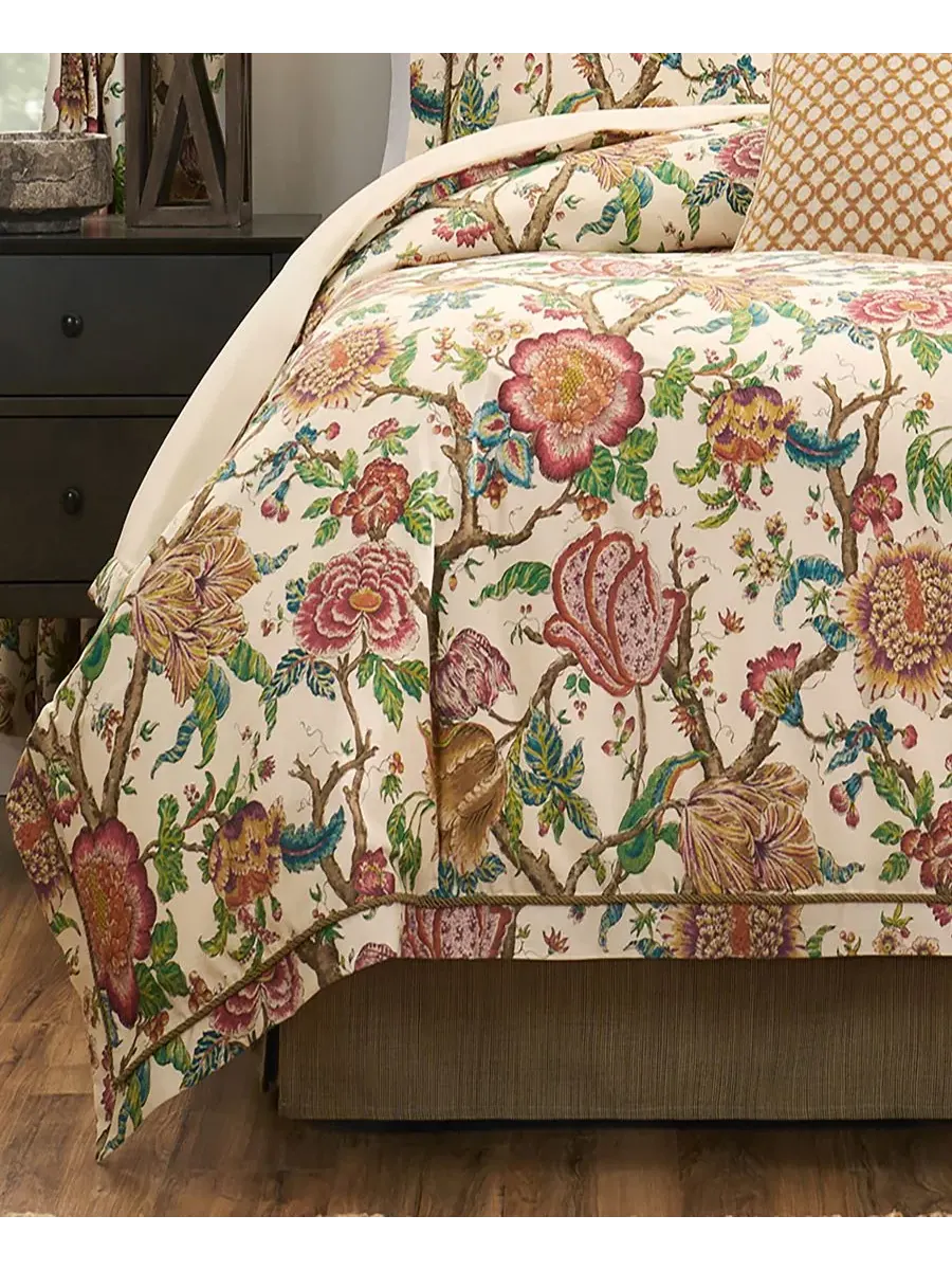 Комплект постельного белья Bronte Floral из 4 предметов, размер Queen Rose Tree, сливочный — изображение 3 из 5, бежевый